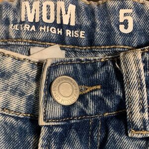 MOM Ultra High Rise Jeans
